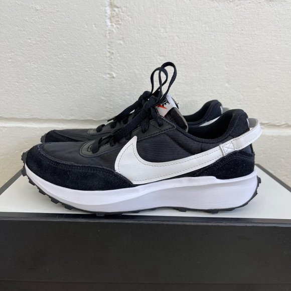 Nike Waffle Debut Men 7 Suede Running Shoe BLACK/White Sneaker DH9523-002 - Picture 3 of 10